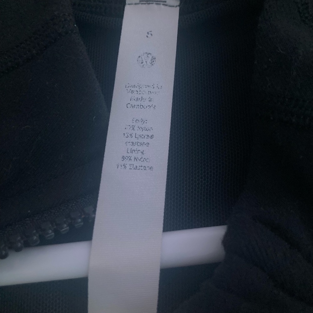 Define jacket - Picture 2 of 3